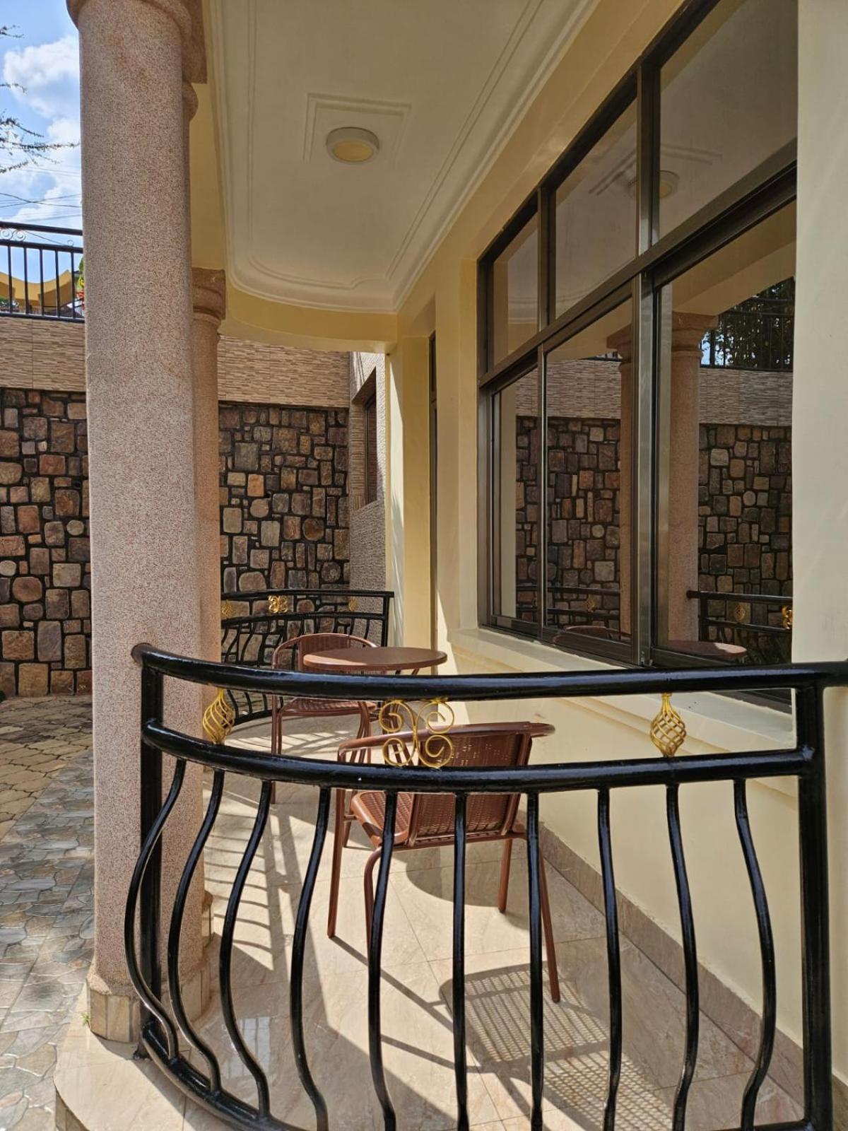 Petra Homes Кигали Экстерьер фото